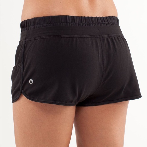 Lululemon Strength and Tone Shorts in Black. Size 4. Pristine Condition. - Picture 2 of 7
